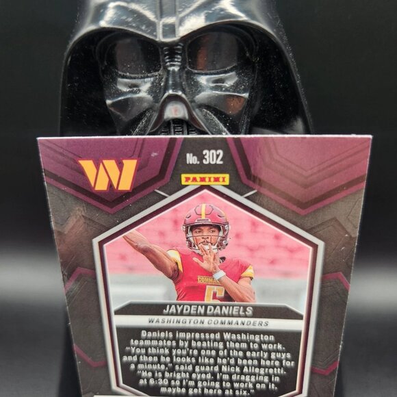 Jayden Daniels Rookie - 2024 Panini Mosaic, Silver Mosaic Prizm #302 - Picture 5 of 6